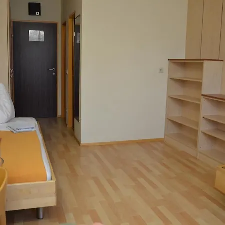 Mladinski Dom - Vandrerhjem