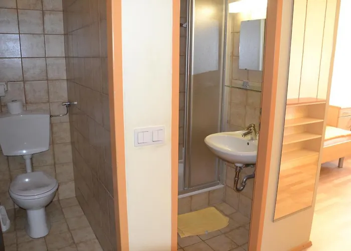 Mladinski Dom - * Klagenfurt am Woerthersee