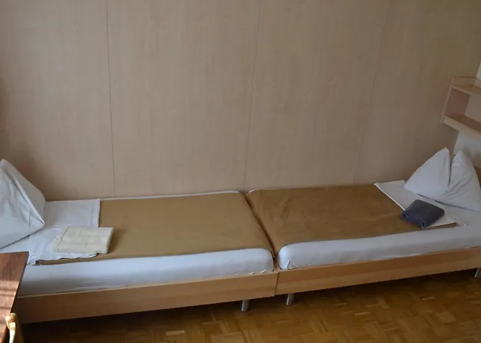 Mladinski Dom - * Klagenfurt am Woerthersee